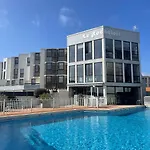 Logis Le Rochelois Hotel