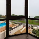 Hotel Logis Le Rochelois 3*