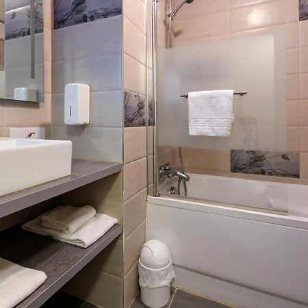 Logis Le Rochelois Otel La Rochelle (Charente-Maritime)