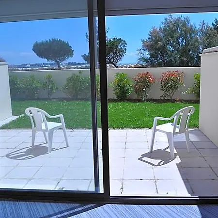 Hotel Logis Le Rochelois 3*