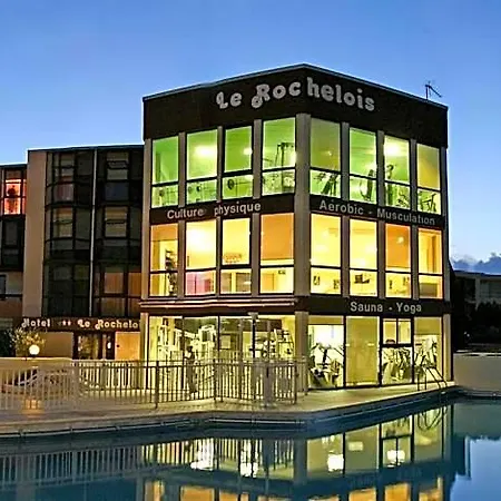 Hotel Logis Le Rochelois 3*